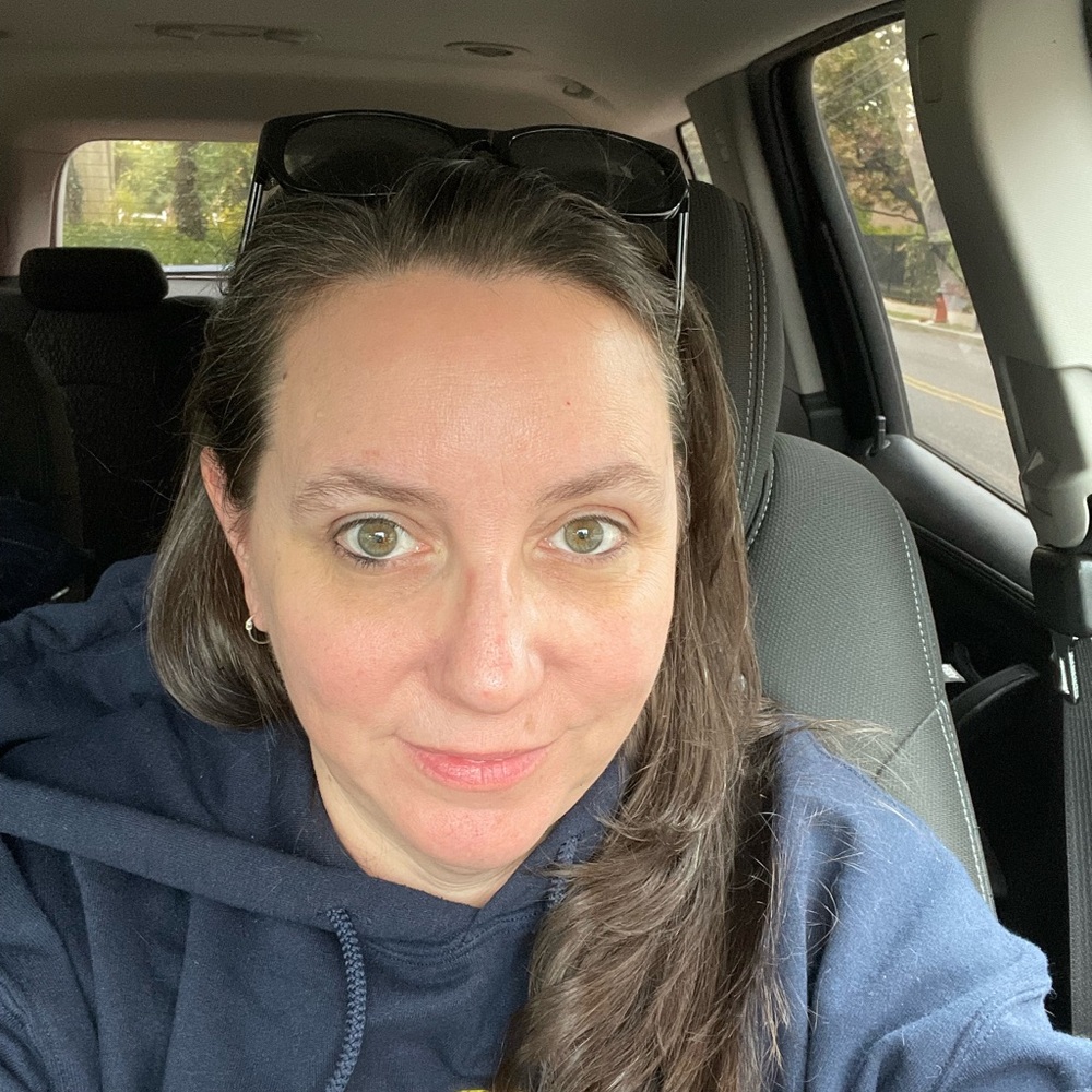 Meet your Posher, Jaye L